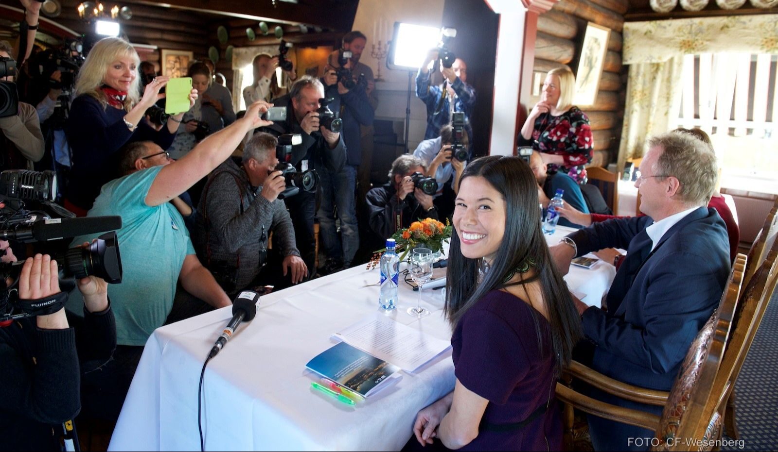 Lan Marie Nguyen Berg presenting Oslo's new city platform in 2015